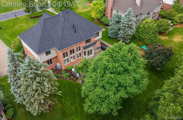 2609 Pebble Beach Drive, Oakland Charter Township, MI 48363
