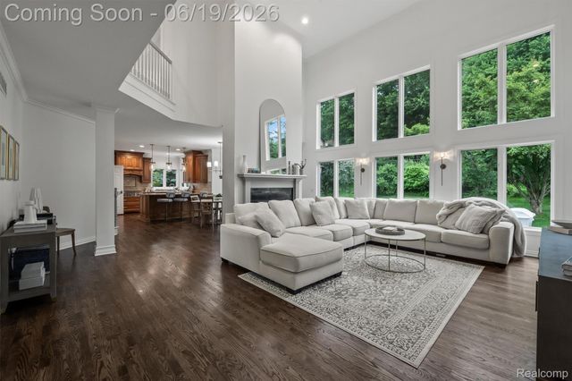 2609 Pebble Beach Drive, Oakland Charter Township, MI 48363