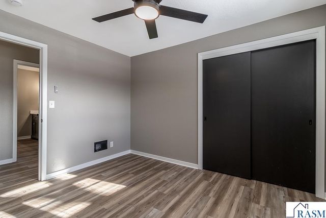 1458 Lookout Drive, North Mankato, MN 56003