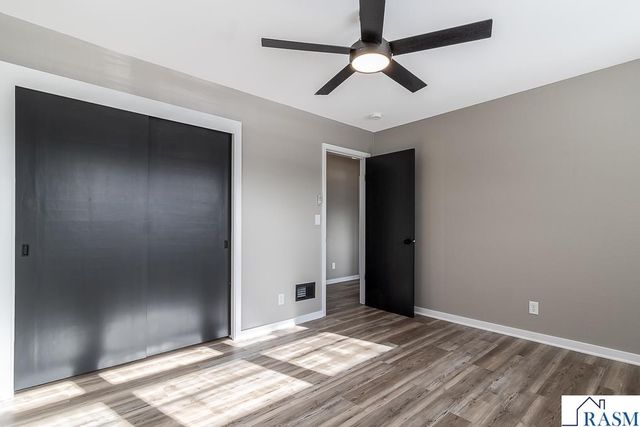 1458 Lookout Drive, North Mankato, MN 56003