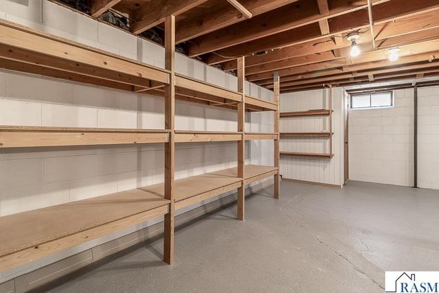 1458 Lookout Drive, North Mankato, MN 56003