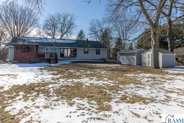 1458 Lookout Drive, North Mankato, MN 56003