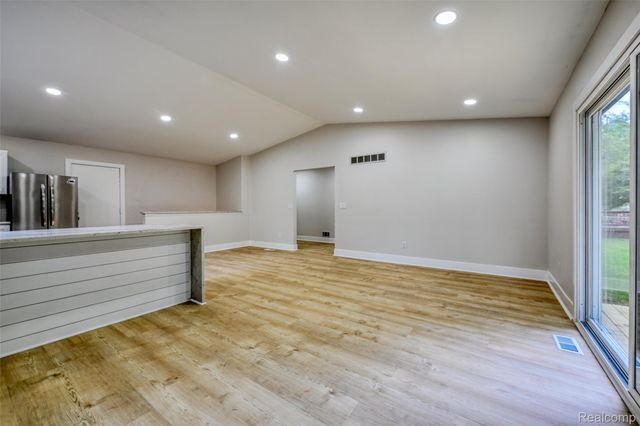 1540 Stafford Drive, Canton Charter Township, MI 48188