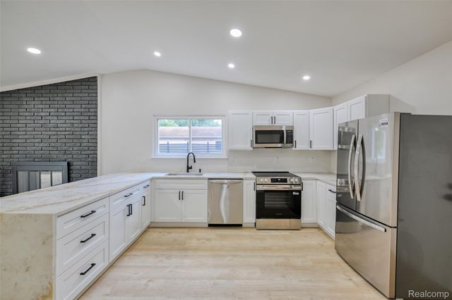 1540 Stafford Drive, Canton Charter Township, MI 48188