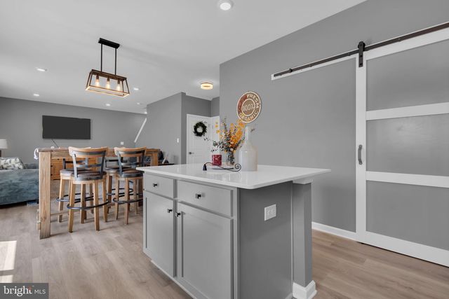 16 MINNOW, Barnegat, NJ 08005