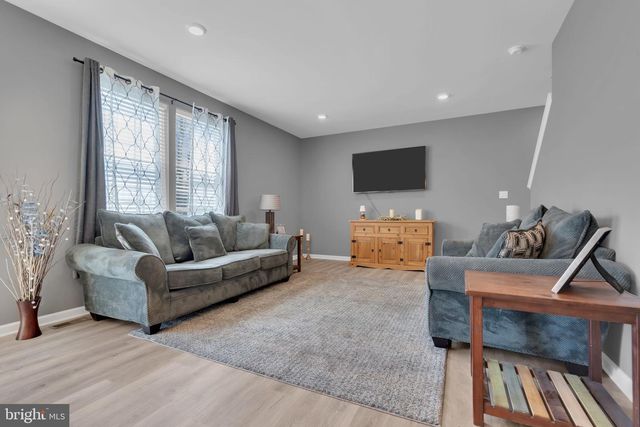 16 MINNOW, Barnegat, NJ 08005