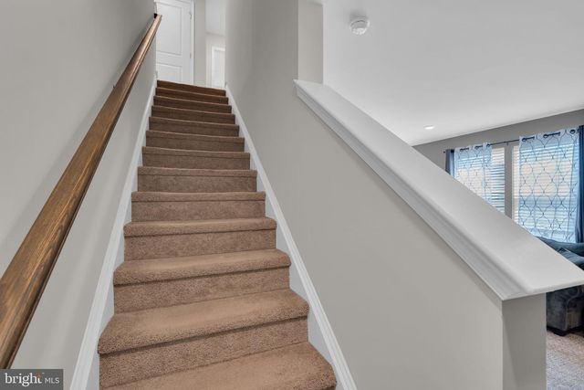 16 MINNOW, Barnegat, NJ 08005