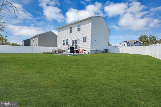 16 MINNOW, Barnegat, NJ 08005