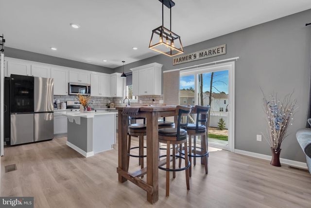 16 MINNOW, Barnegat, NJ 08005