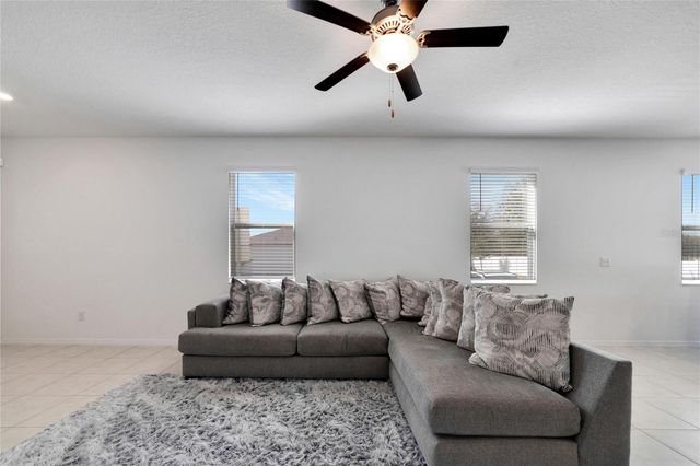 10422 SHADY PRESERVE DRIVE, Riverview, FL 33578