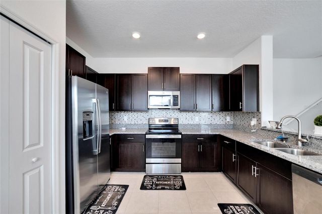 10422 SHADY PRESERVE DRIVE, Riverview, FL 33578