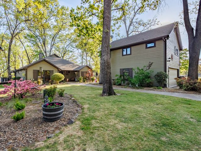 130 Private Road 5884, Yantis, TX 75497