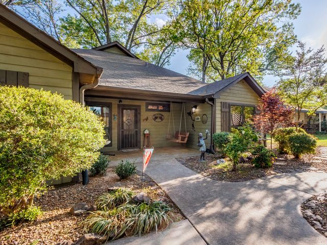 130 Private Road 5884, Yantis, TX 75497