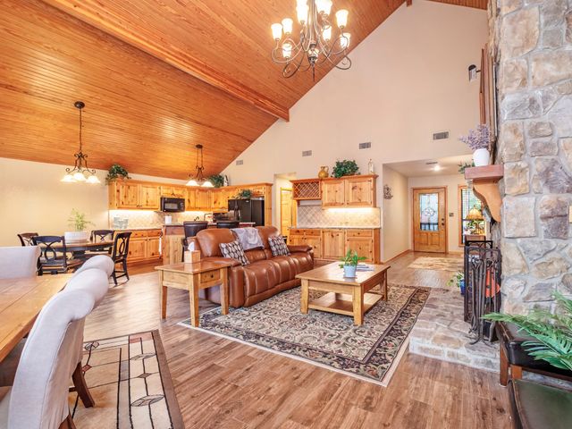 130 Private Road 5884, Yantis, TX 75497
