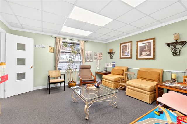 318 Juniper St, Versailles Boro, PA 15132