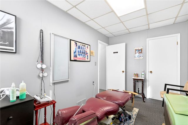 318 Juniper St, Versailles Boro, PA 15132