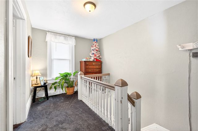 318 Juniper St, Versailles Boro, PA 15132