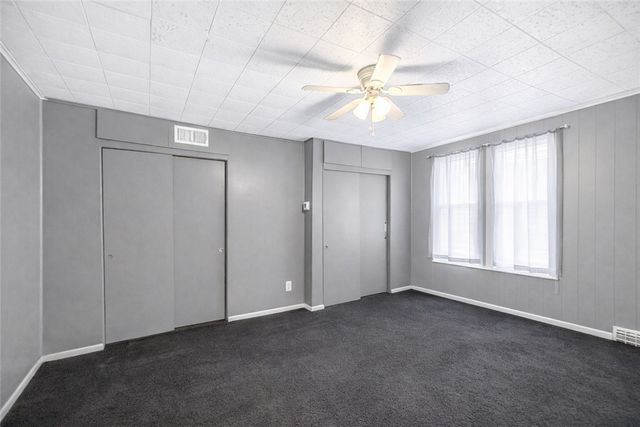 318 Juniper St, Versailles Boro, PA 15132