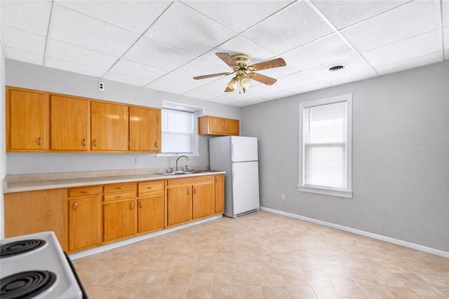 318 Juniper St, Versailles Boro, PA 15132