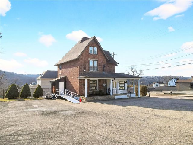 318 Juniper St, Versailles Boro, PA 15132