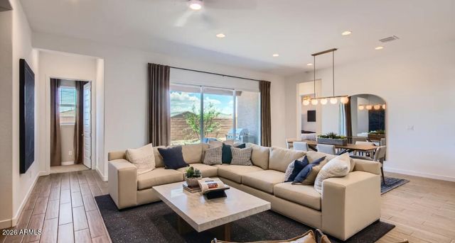 7990 W ROWEL Road, Peoria, AZ 85383