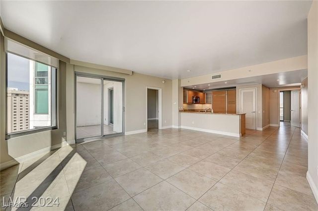 222 Karen Avenue 2101, Las Vegas, NV 89109