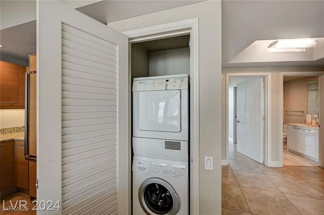 222 Karen Avenue 2101, Las Vegas, NV 89109