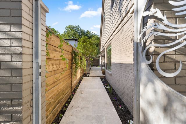 3605 Northwest Parkway, University Park, TX 75225