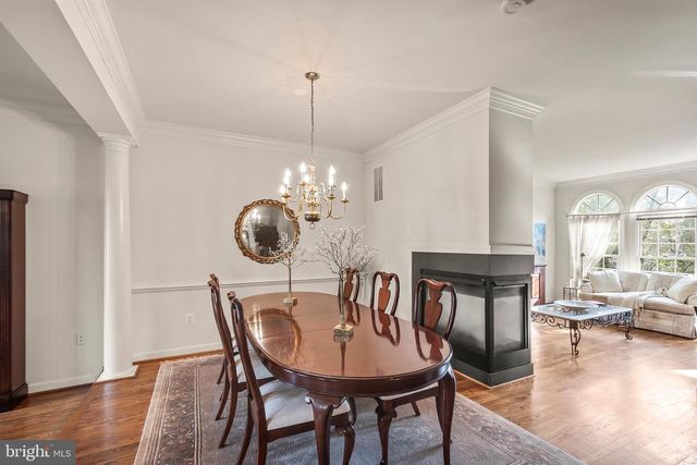 103 REES PL, Falls Church, VA 22046