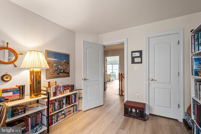 103 REES PL, Falls Church, VA 22046