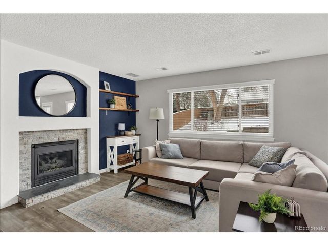 9689 Townsville Cir, Highlands Ranch, CO 80130