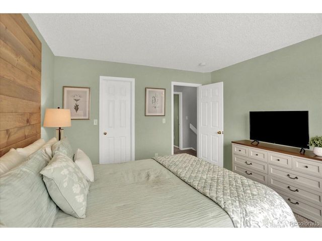 9689 Townsville Cir, Highlands Ranch, CO 80130