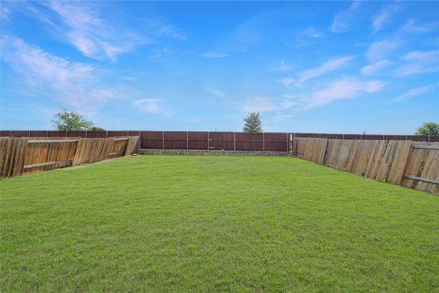 4505 Mares Tail Drive, Forney, TX 75126