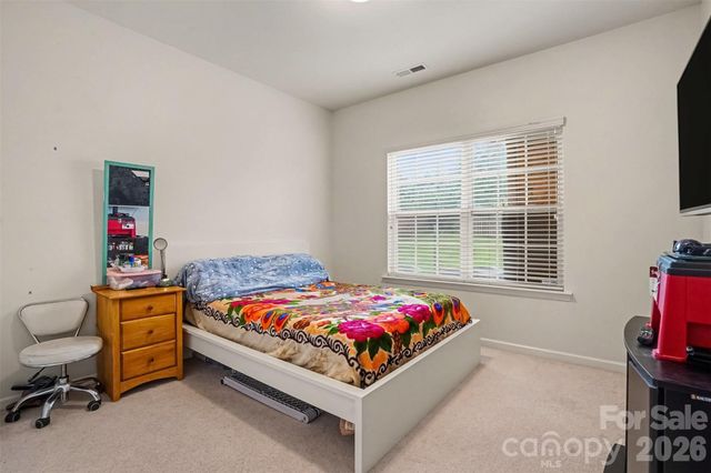 4106 Barclay Forest Drive, Charlotte, NC 28213