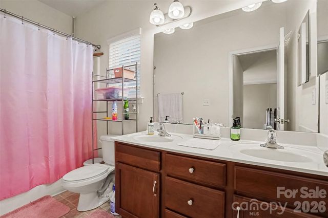 4106 Barclay Forest Drive, Charlotte, NC 28213
