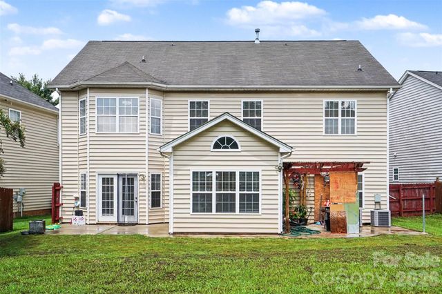 4106 Barclay Forest Drive, Charlotte, NC 28213