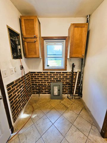 2813 New Hampshire Street, Lake Station, IN 46405
