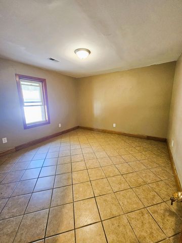 2813 New Hampshire Street, Lake Station, IN 46405