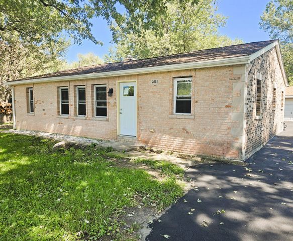 2813 New Hampshire Street, Lake Station, IN 46405