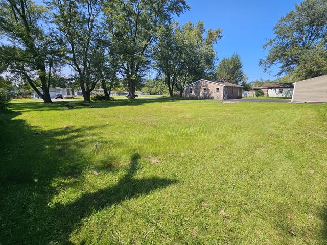 2813 New Hampshire Street, Lake Station, IN 46405