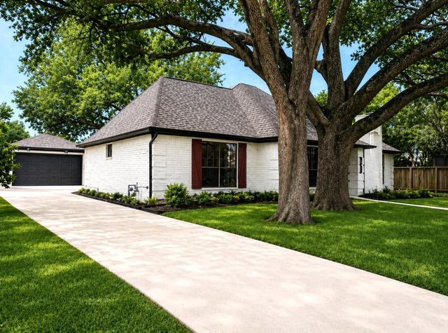 15410 Rio Plaza Drive, Houston, TX 77083