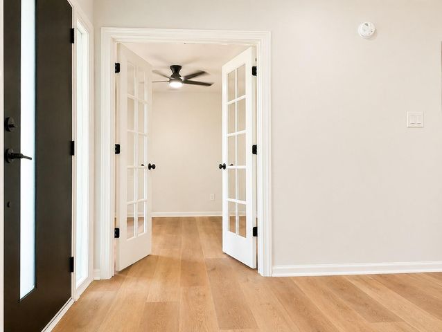 15410 Rio Plaza Drive, Houston, TX 77083