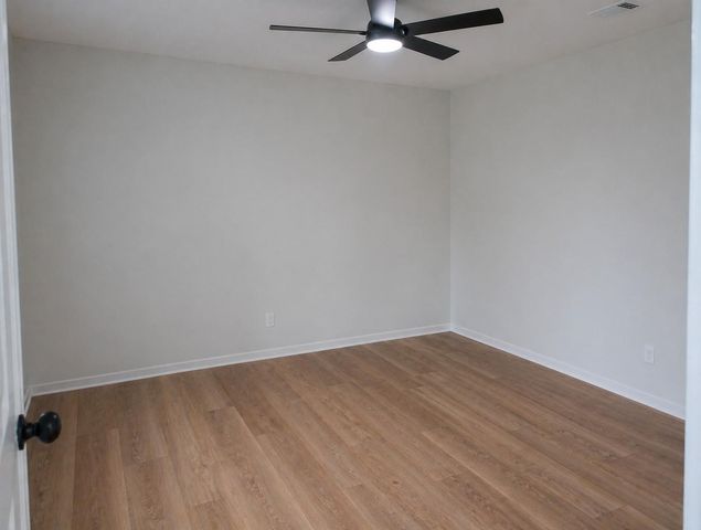 15410 Rio Plaza Drive, Houston, TX 77083