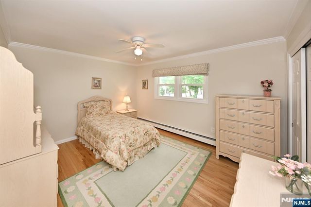 102 Lisa Court, Wyckoff, NJ 07481