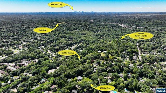 102 Lisa Court, Wyckoff, NJ 07481