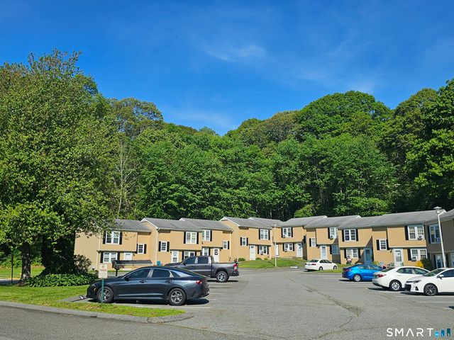 18 Meryl Court, Groton, CT 06340