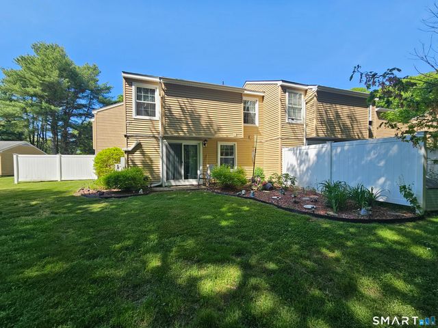 18 Meryl Court, Groton, CT 06340