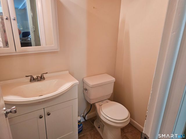18 Meryl Court, Groton, CT 06340