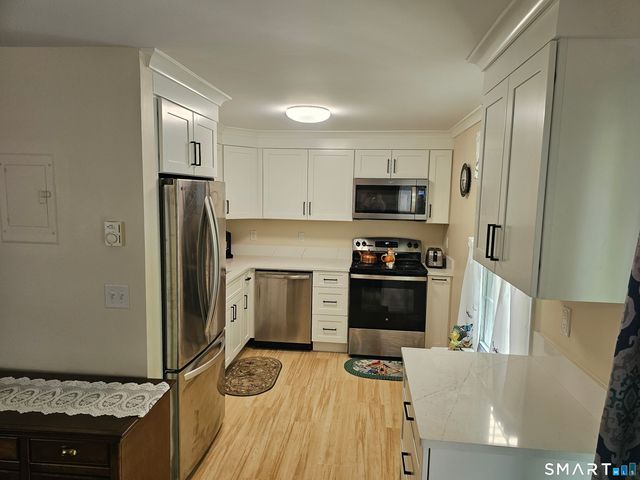 18 Meryl Court, Groton, CT 06340