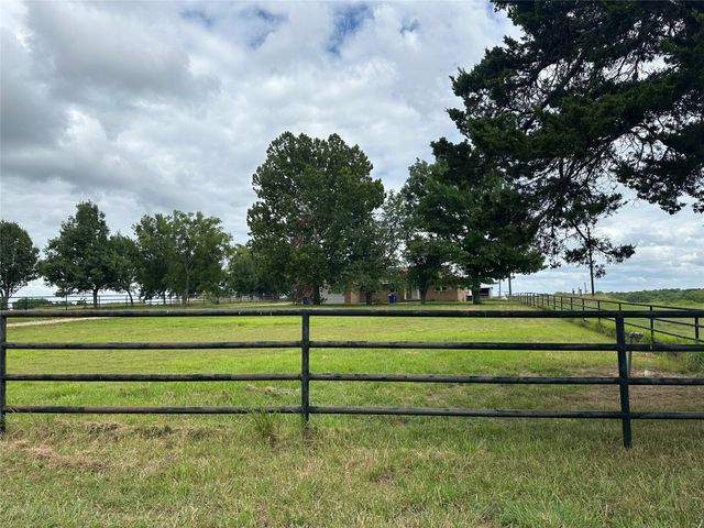 550 Tribble Road, Sherman, TX 75090